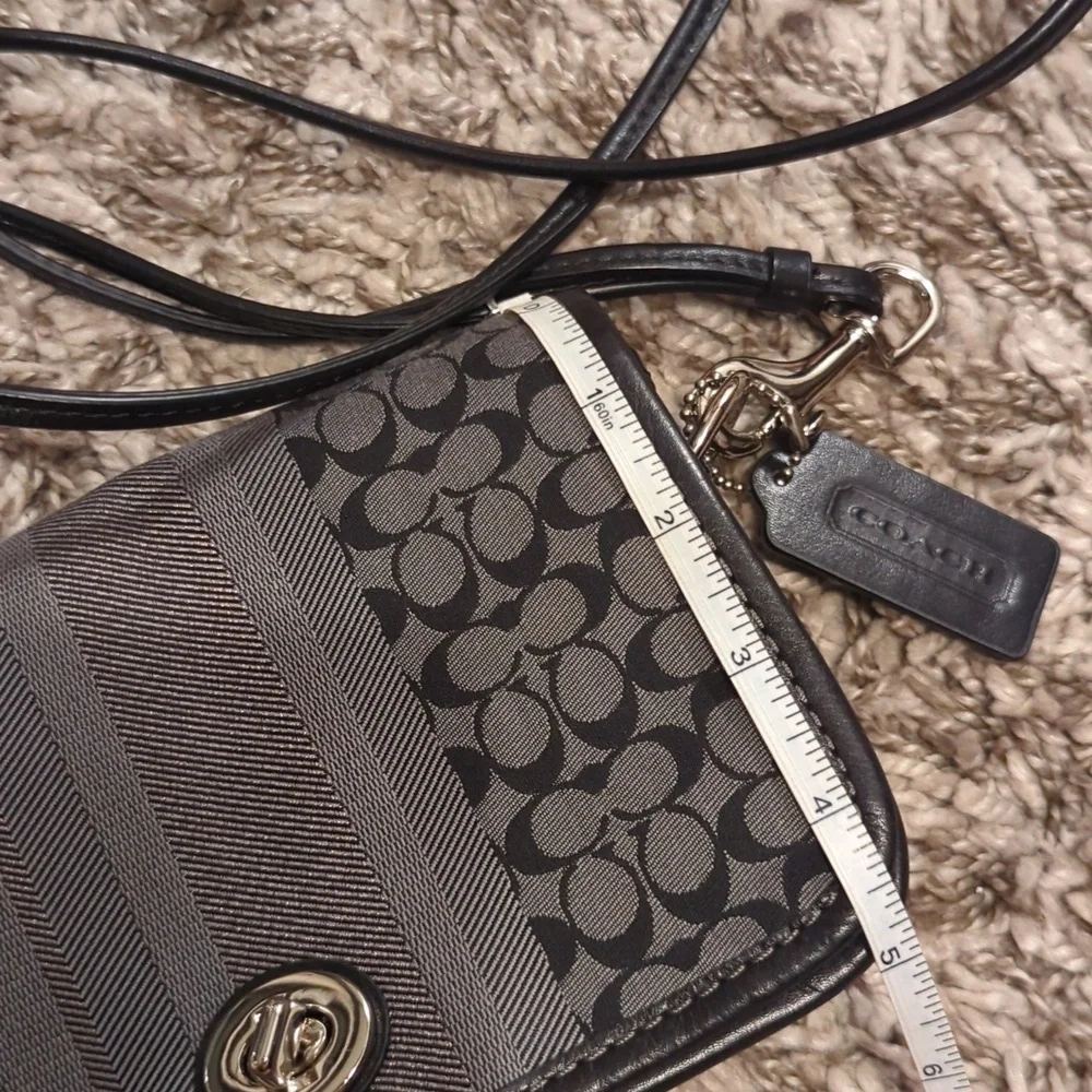 🖤 Coach Legacy Signature Striped Penny Crossbody Bag - Picture 15 of 16